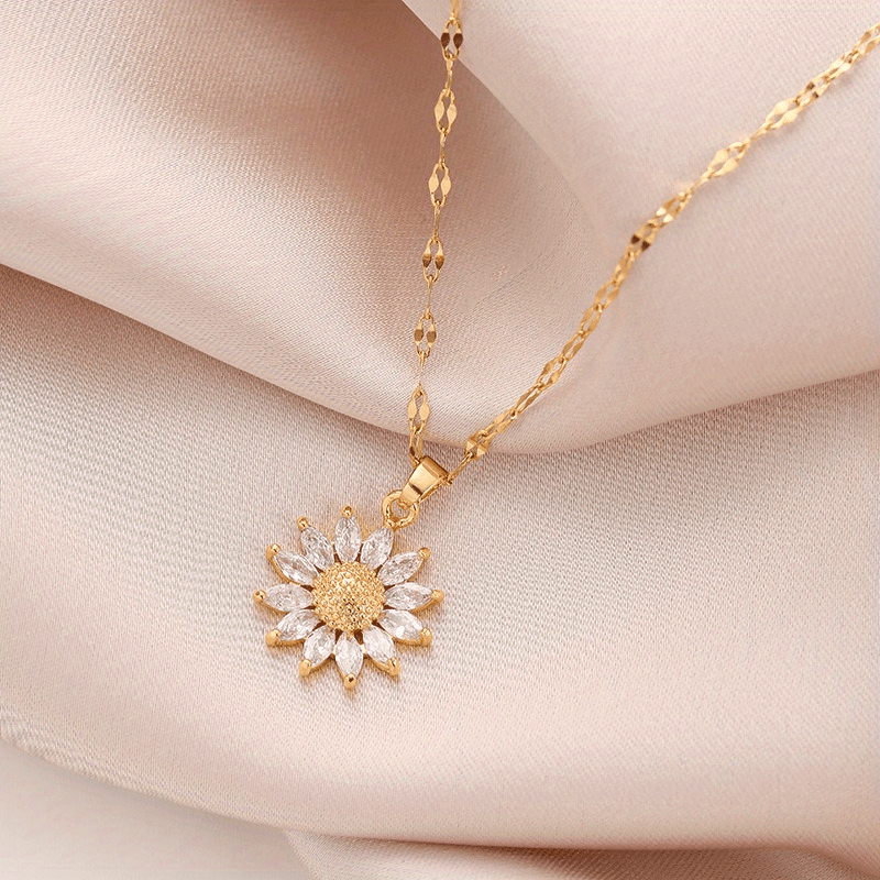 Pendant Necklace Shiny Golden Sunflower Women Zircon Fashion