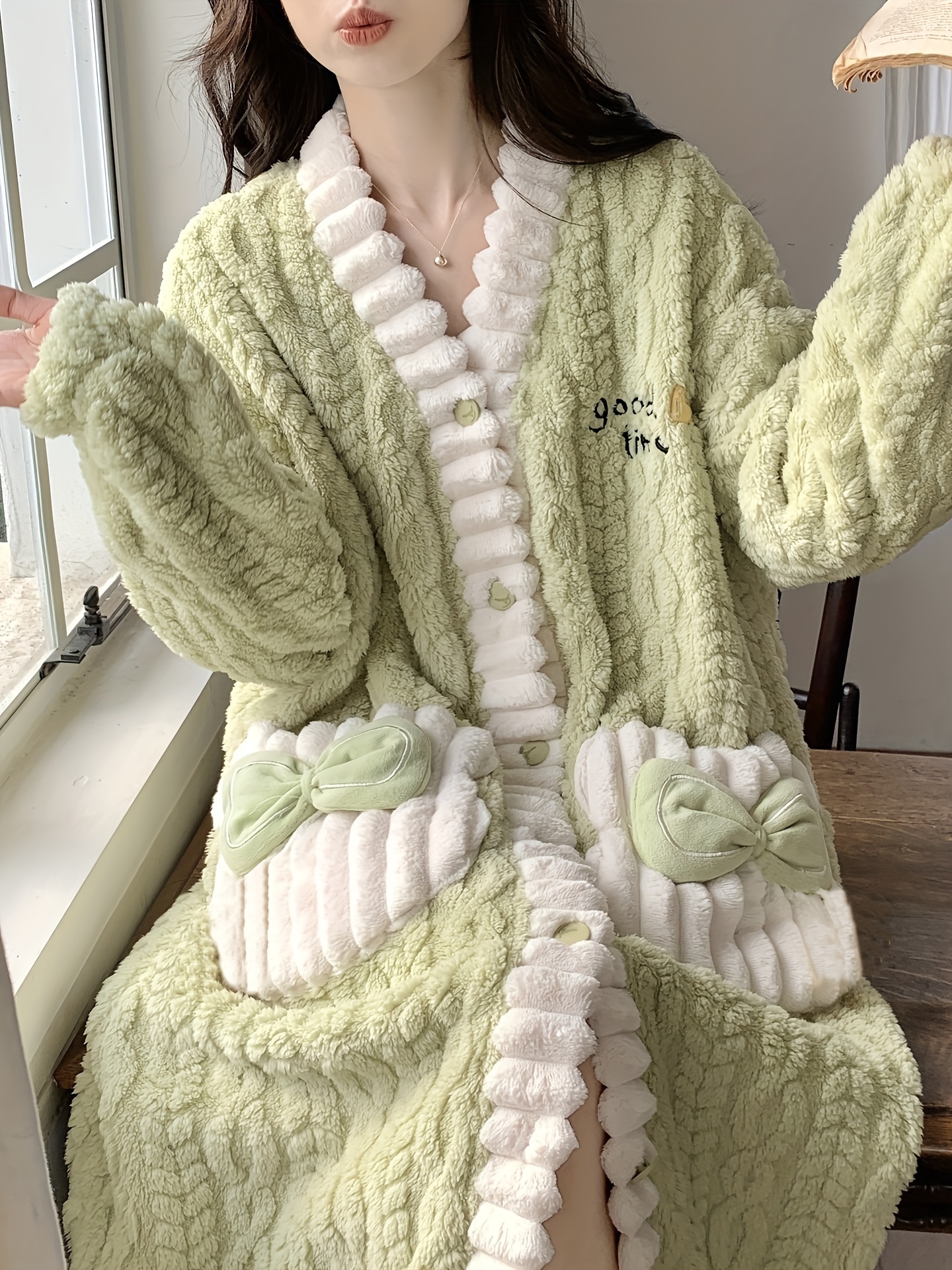 flower decor fuzzy night robe cute long sleeve v neck robe with pockets womens sleepwear details 6