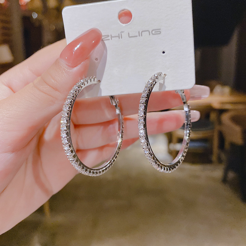 1pair creative and exquisite super sparkling large ring hoop earrings versatile earrings birthday party jewelry anniversary gift for girls details 0